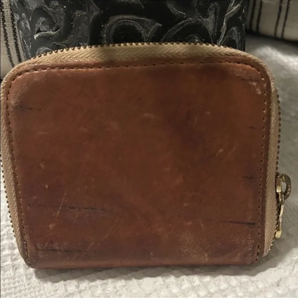 See By Chloe Tan Leather Card Holder - Picture 2 of 12